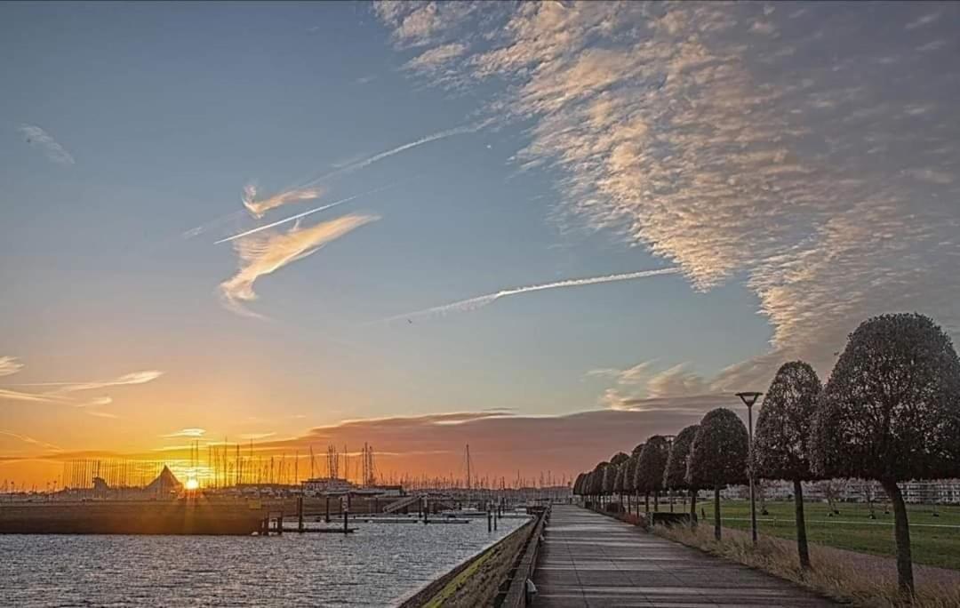 Duplex Capricia Met Zwembad * Nieuport