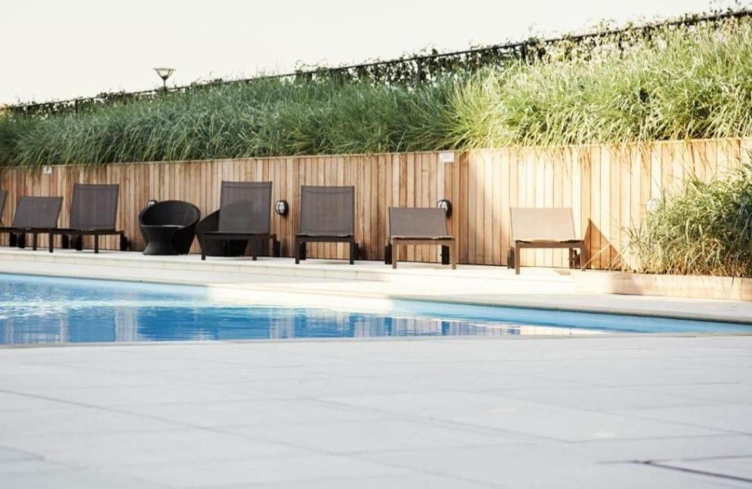 Duplex Capricia Met Zwembad Nieuport
