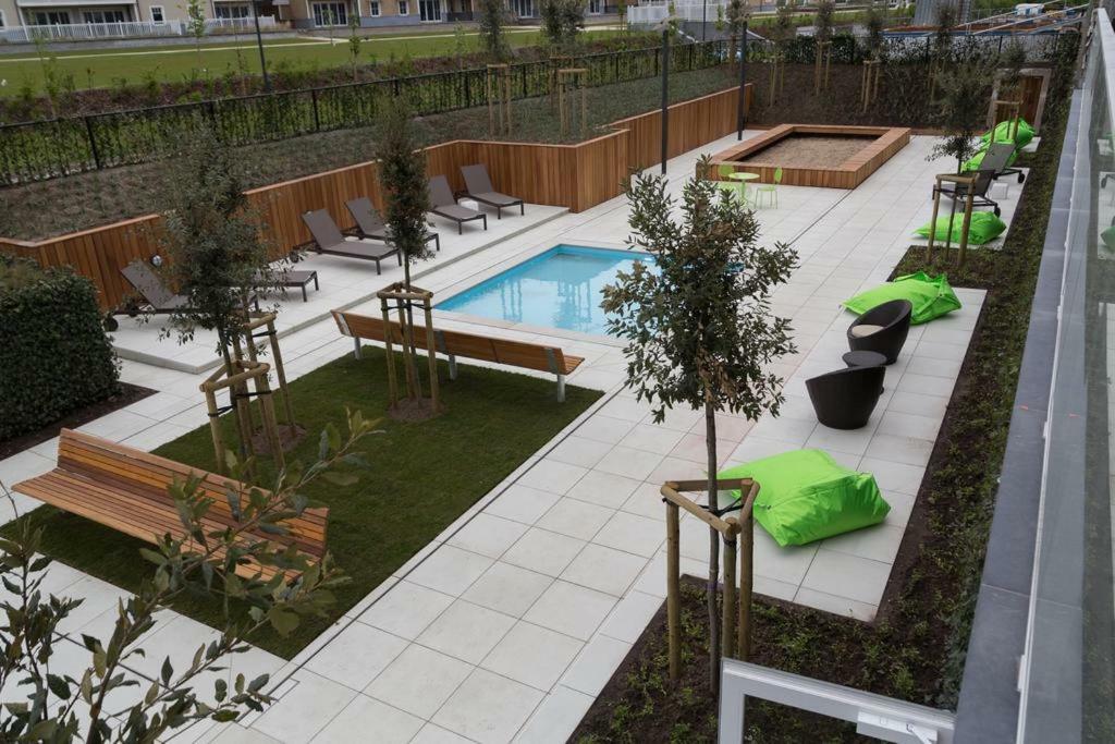 Duplex Capricia Met Zwembad Nieuport